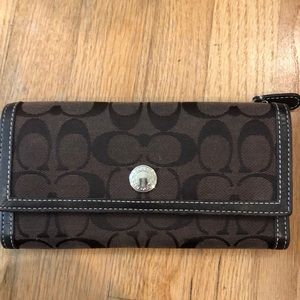 Coach wallet